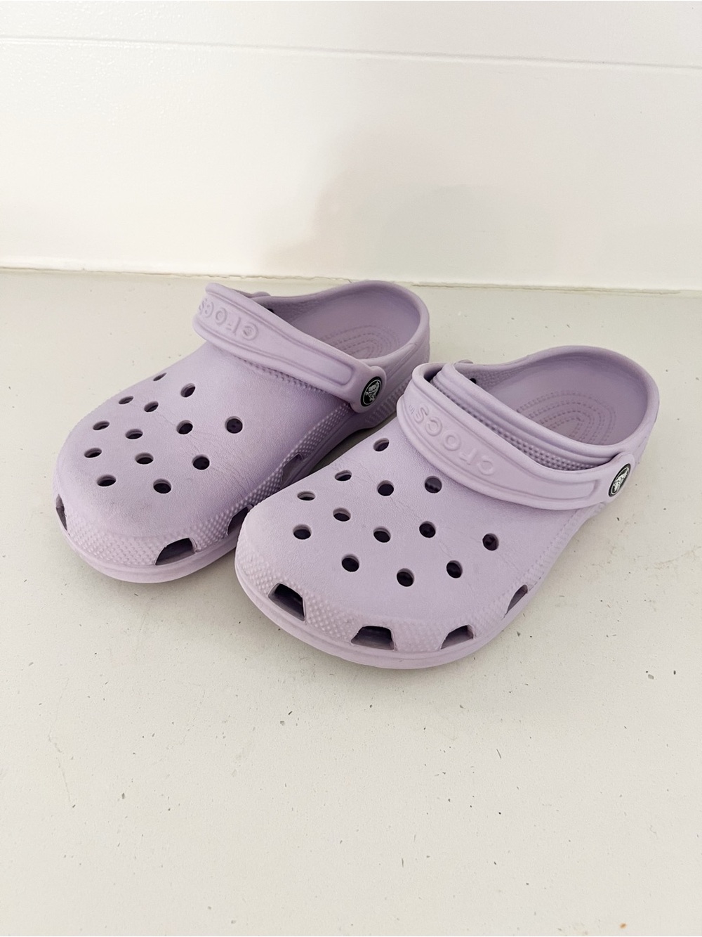 Crocs Classic Clogs Lavender Purple Kids Size 3